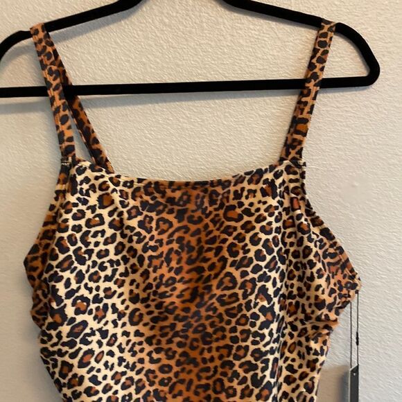 NWT- CATHERINE Malandrino- leopard print one piece- Size XL - Picture 4 of 12
